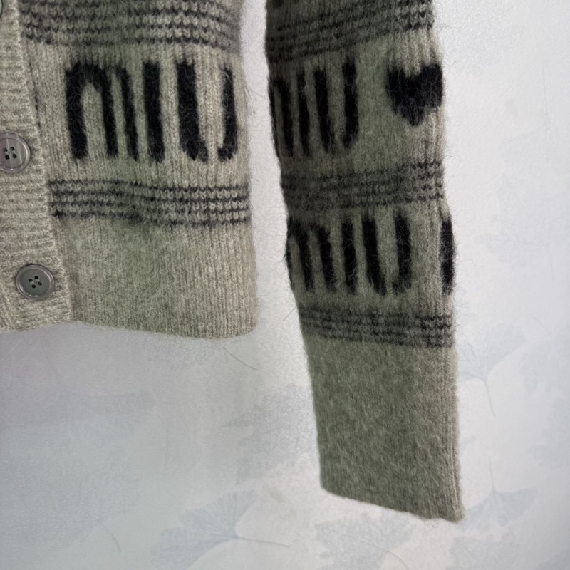 MIU MIU